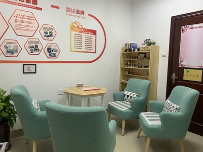 上海試點(diǎn)心理咨詢服務(wù)進(jìn)社區(qū)，健康信息咨詢助力民眾家門(mén)口解“心病”